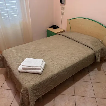Reno 3*